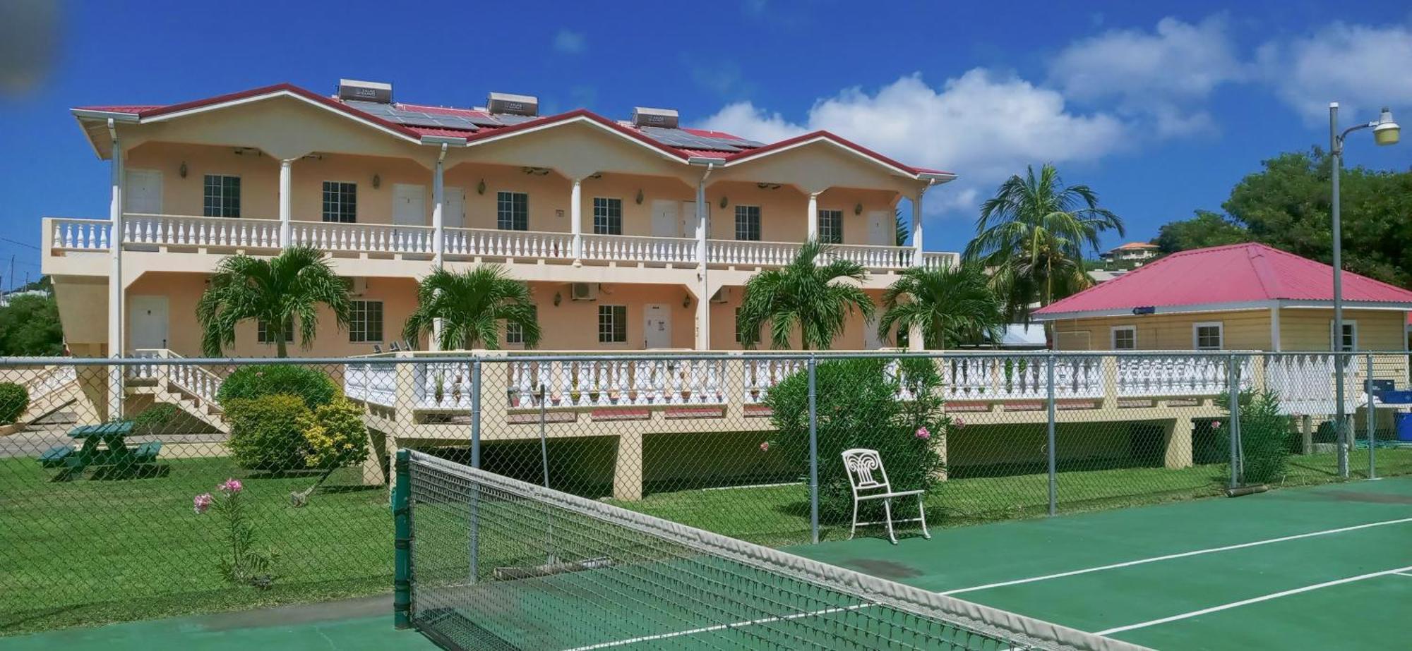 Yacht View Apartments True Blue Exterior photo